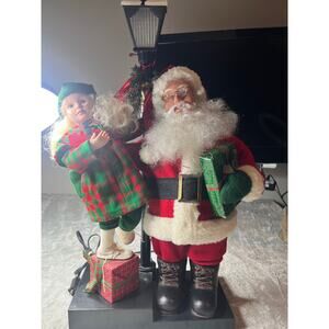 Holiday Creations 36” Animated Scene Santa & Girl With‎ Lamp Post In Box 1993